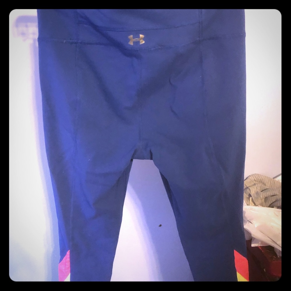 Under Amour  Crops